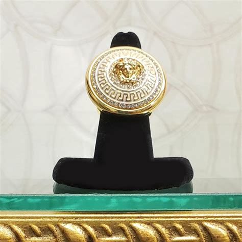 versace vantas medusa ring